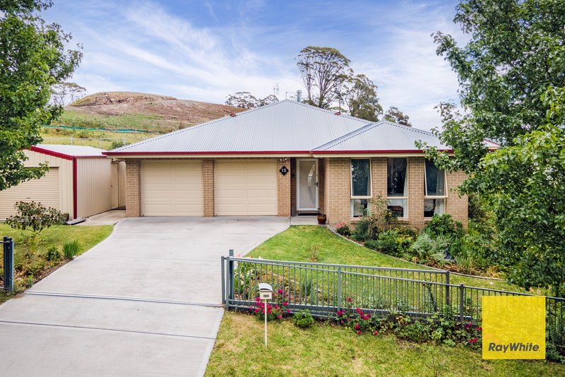 15 Munbinga Drive, Lithgow NSW 2790