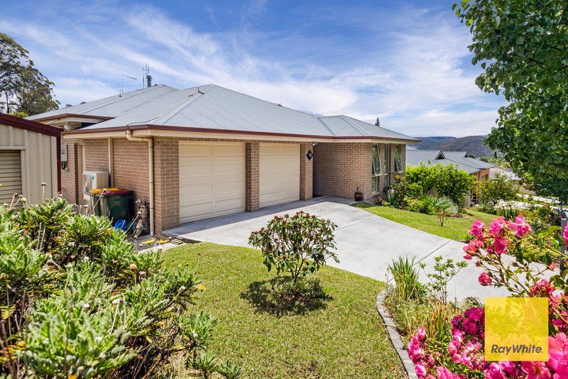 Photo - 15 Munbinga Drive, Lithgow NSW 2790 - Image 3