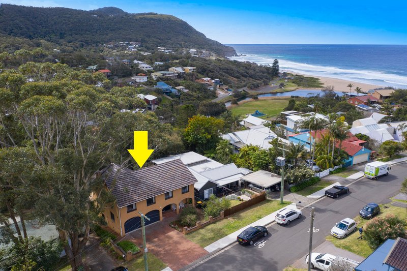 Photo - 15 Murrawal Road, Stanwell Park NSW 2508 - Image 3