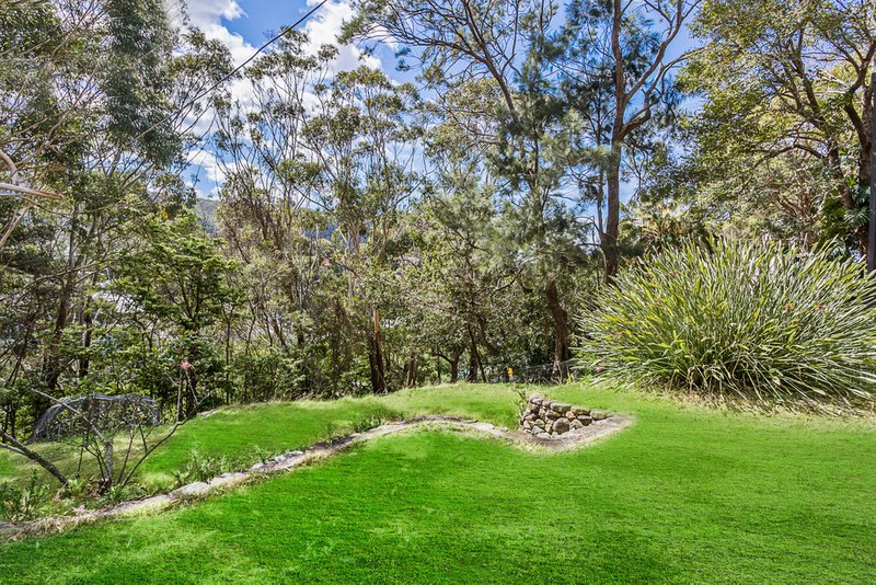 Photo - 15 Murrawal Road, Stanwell Park NSW 2508 - Image 11