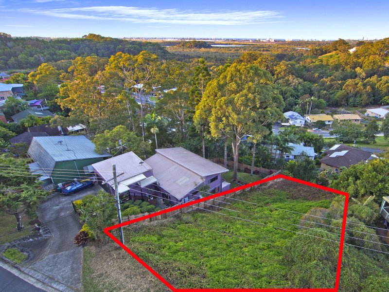 Photo - 15 Myeerimba Pde , Tweed Heads West NSW 2485 - Image 3