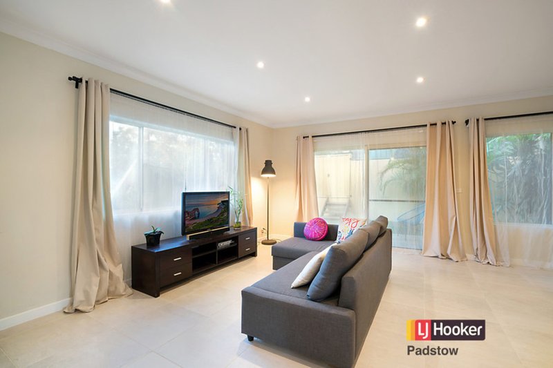 1/5 Needlewood Grove, Padstow Heights NSW 2211