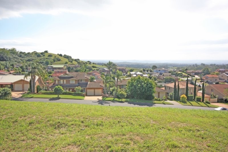 Photo - 15 Nepean Towers Avenue, Glen Alpine NSW 2560 - Image 2