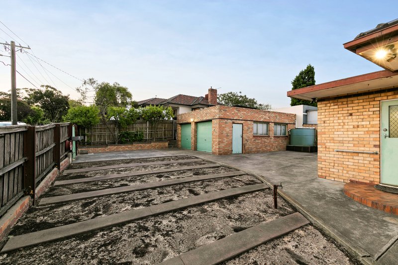 Photo - 15 Newlands Road, Coburg North VIC 3058 - Image 13