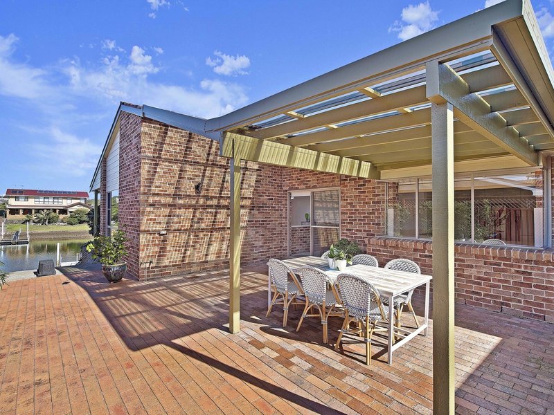 Photo - 15 Newport Crescent, Port Macquarie NSW 2444 - Image 10