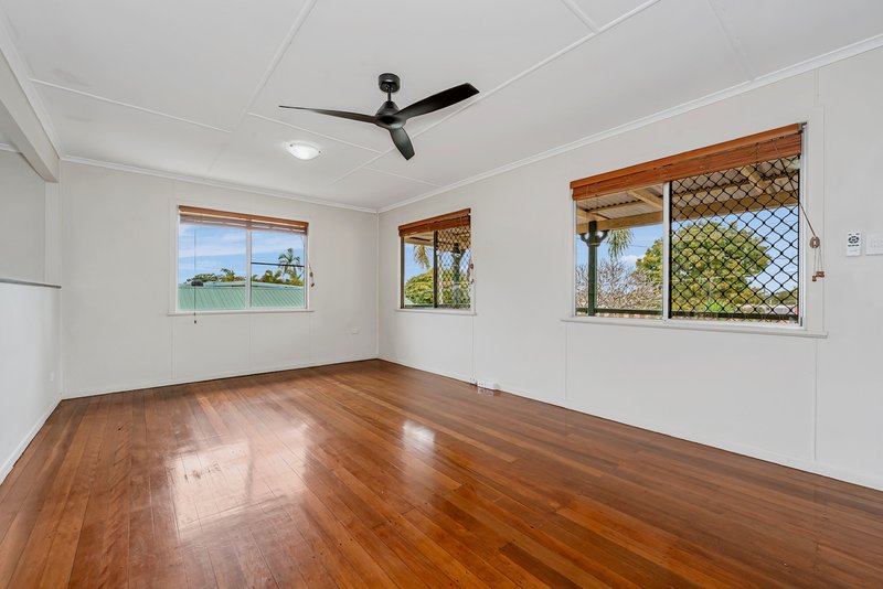 Photo - 15 Nichols Road, Kippa-Ring QLD 4021 - Image 10