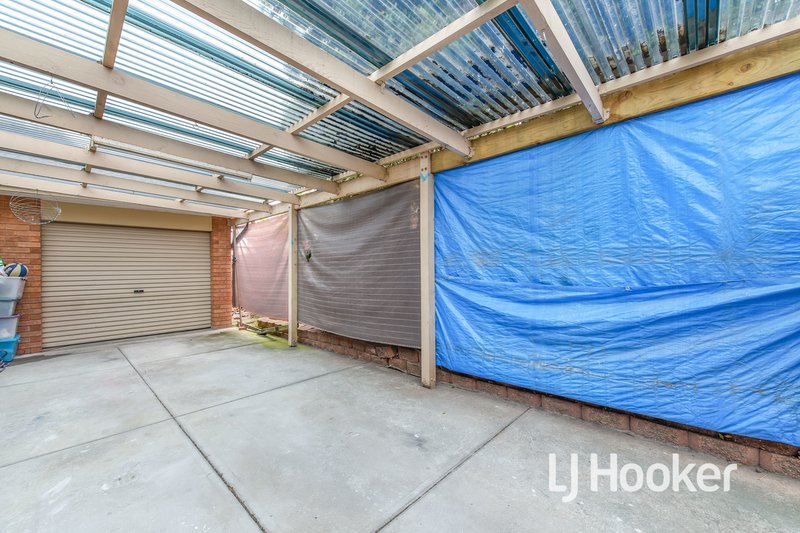 Photo - 15 Nimbus Court, Hampton Park VIC 3976 - Image 6