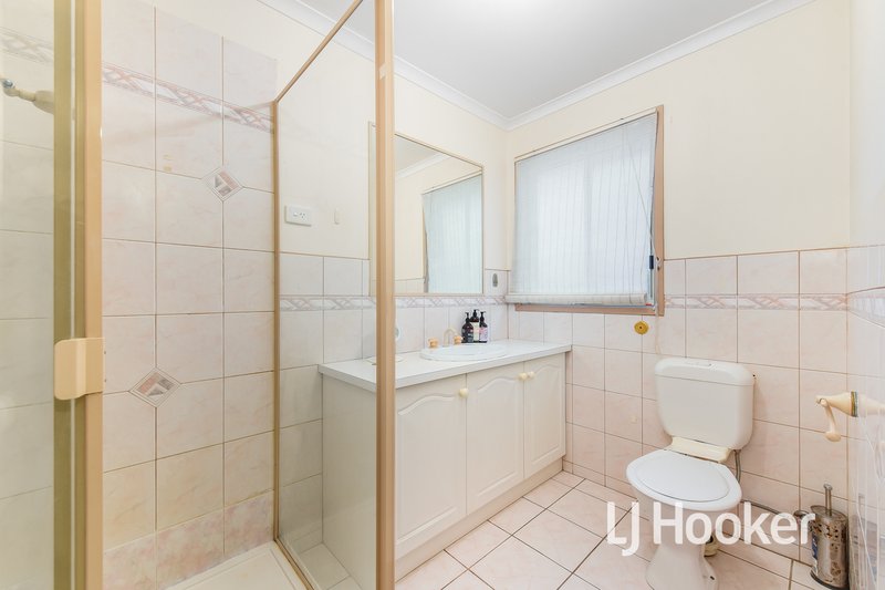 Photo - 15 Nimbus Court, Hampton Park VIC 3976 - Image 10