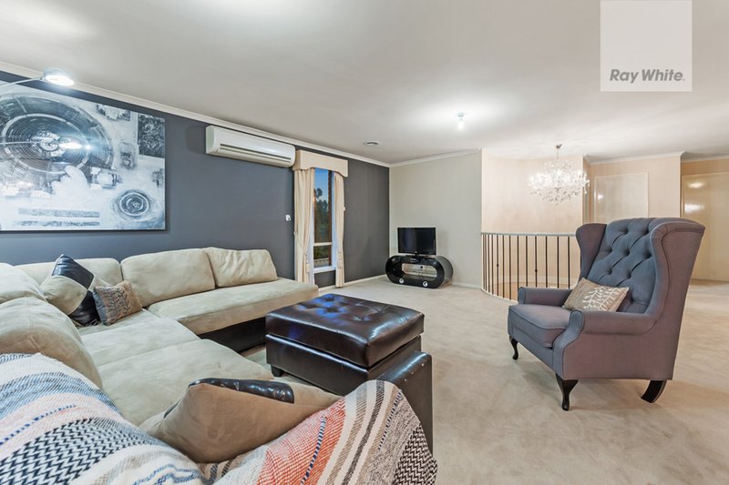 Photo - 15 Ninnis Court, Roxburgh Park VIC 3064 - Image 16