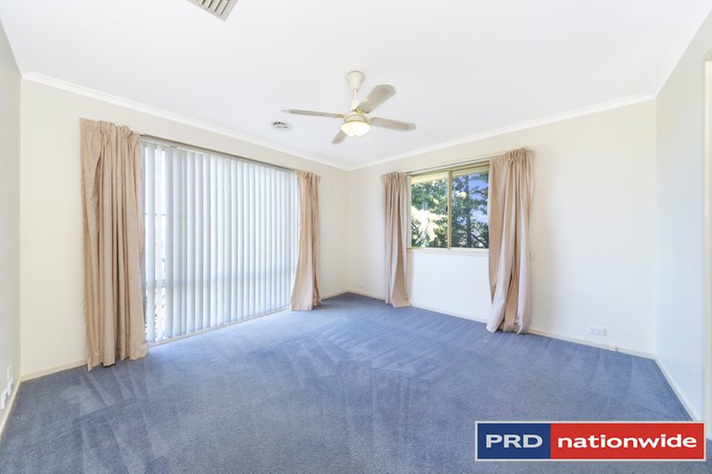 Photo - 15 Noble Close, Ngunnawal ACT 2913 - Image 12