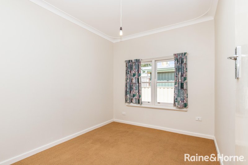 Photo - 15 North Street, East Bunbury WA 6230 - Image 8