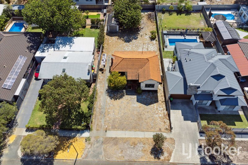 Photo - 15 Northampton Street, East Victoria Park WA 6101 - Image 3