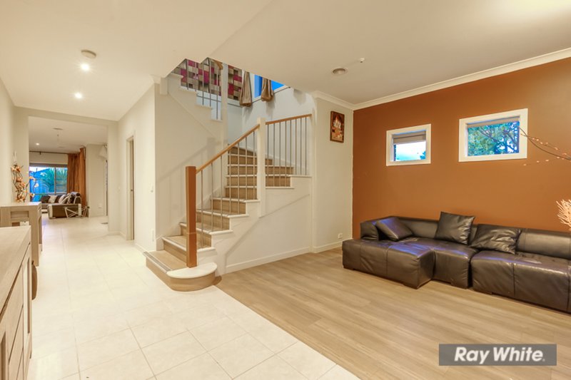 Photo - 15 Nottingham Crescent, Tarneit VIC 3029 - Image 3