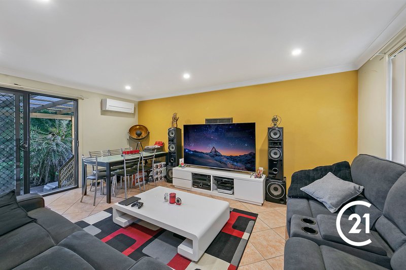 Photo - 15 Nowland Street, Seven Hills NSW 2147 - Image 4