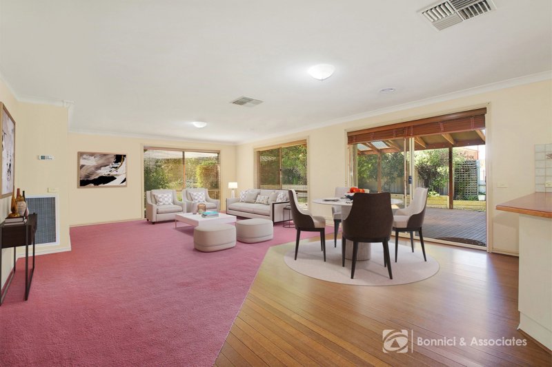 Photo - 15 O'Brien Court, West Albury NSW 2640 - Image 5