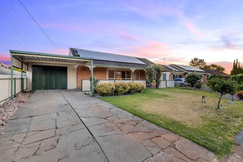 Photo - 15 O'Brien Street, Davoren Park SA 5113 - Image 2