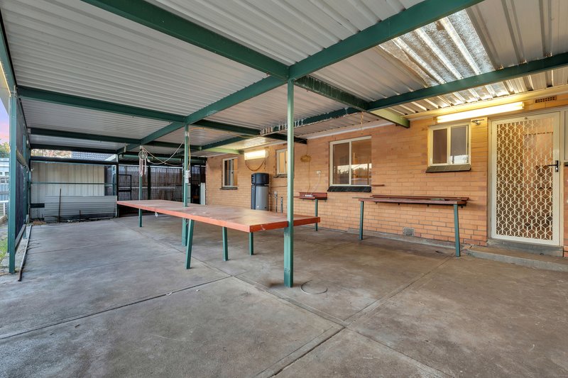 Photo - 15 O'Brien Street, Davoren Park SA 5113 - Image 15