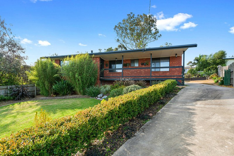 15 Ocean Court, Lakes Entrance VIC 3909