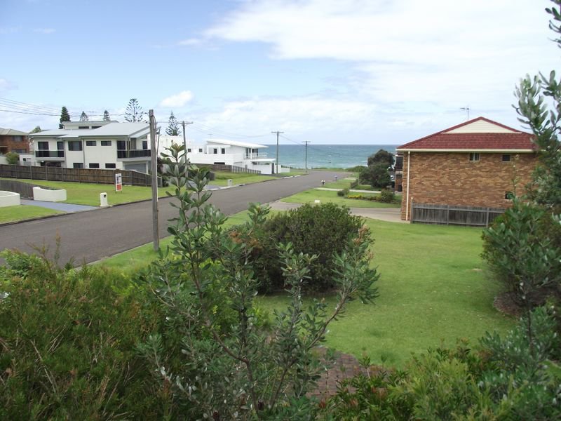 Photo - 15 Ocean Drive, Wallabi Point NSW 2430 - Image 8