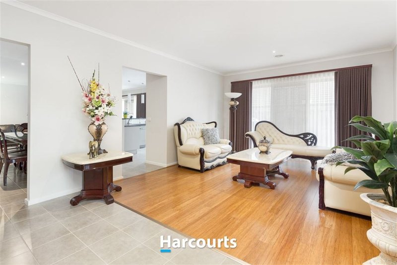 Photo - 15 O'Connell Street, Berwick VIC 3806 - Image 5