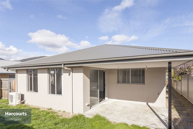 Photo - 1/5 Old Apple Court, Huonville TAS 7109 - Image 5