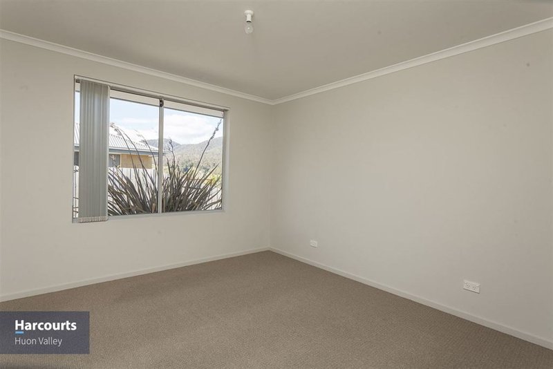 Photo - 1/5 Old Apple Court, Huonville TAS 7109 - Image 7