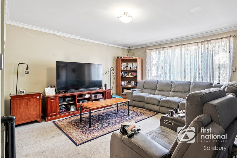 Photo - 15 Oleander Drive, Parafield Gardens SA 5107 - Image 4