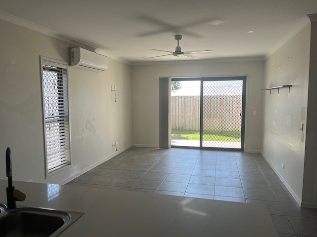 Photo - 1/5 Olearia Street, Coomera QLD 4209 - Image 4