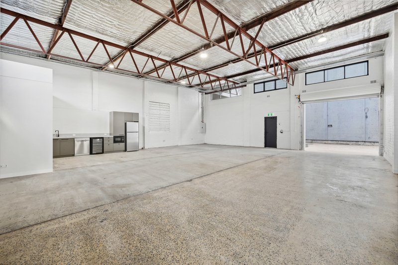 Photo - 15 Orchard Road, Brookvale NSW 2100 - Image 3