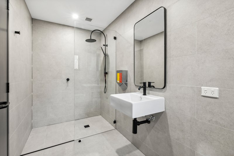 Photo - 15 Orchard Road, Brookvale NSW 2100 - Image 5