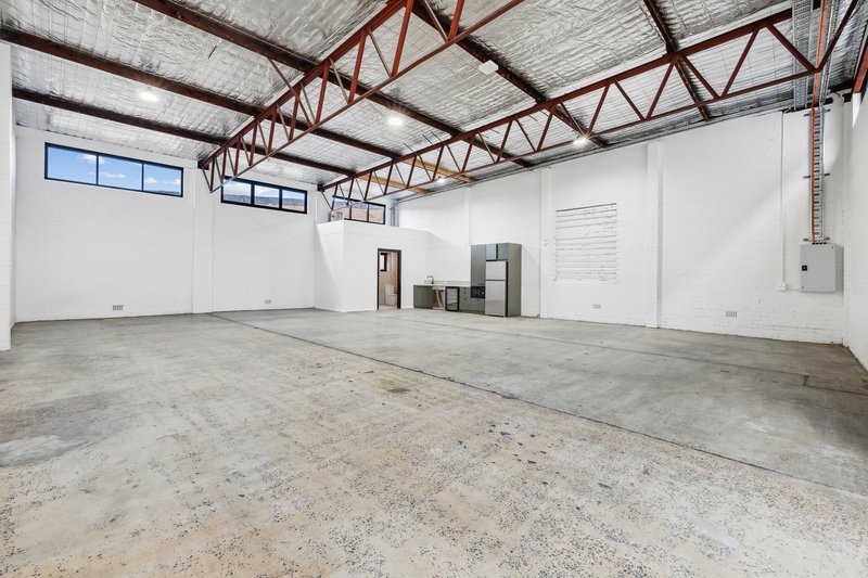 Photo - 15 Orchard Road, Brookvale NSW 2100 - Image 6