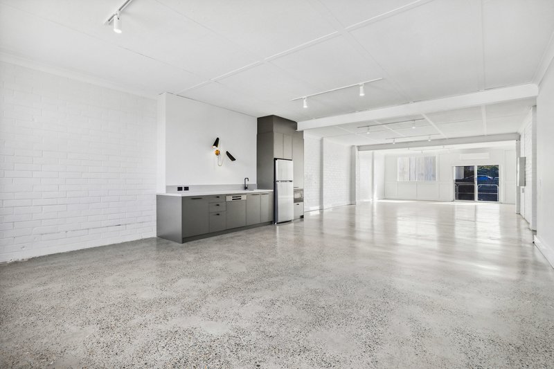 Photo - 15 Orchard Road, Brookvale NSW 2100 - Image 8