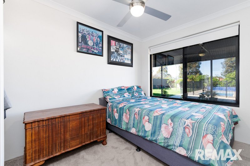 Photo - 15 Ornata Bend, Banksia Grove WA 6031 - Image 15