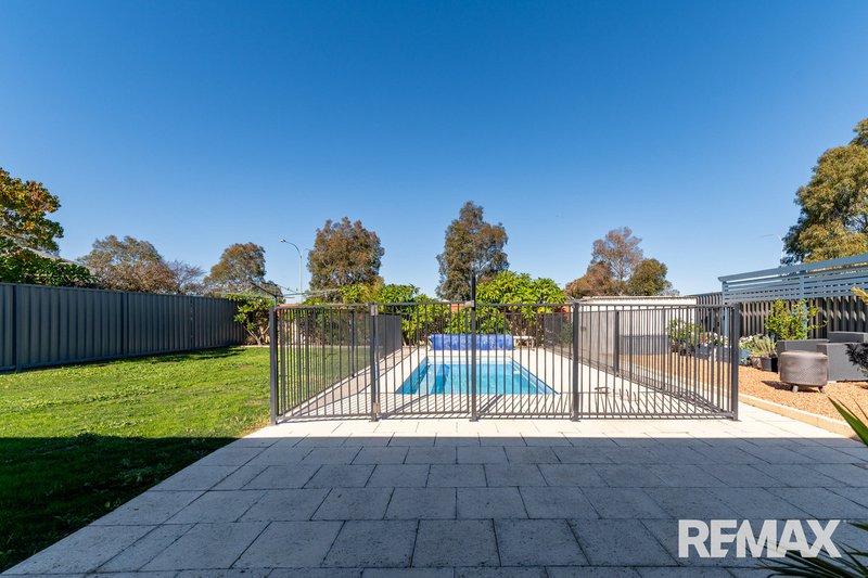 Photo - 15 Ornata Bend, Banksia Grove WA 6031 - Image 26