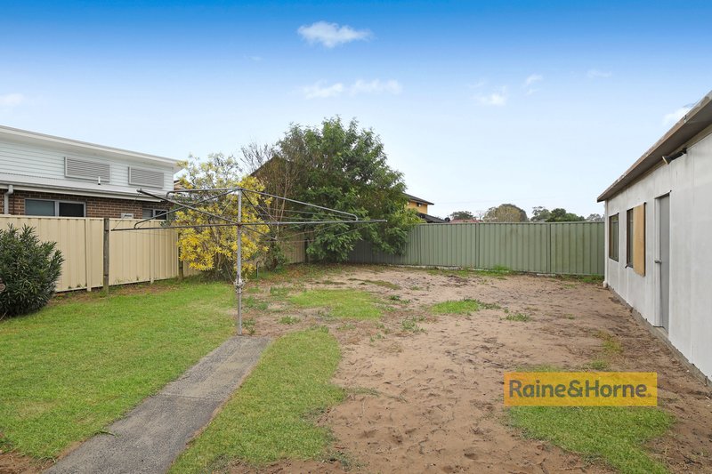 Photo - 15 Osborne Avenue, Umina Beach NSW 2257 - Image 6