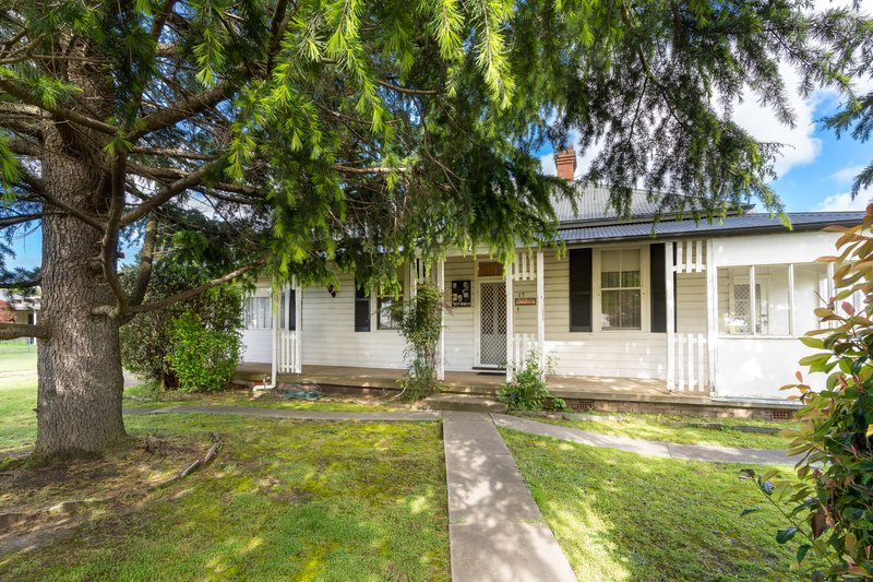 15 Osman Street, Blayney NSW 2799