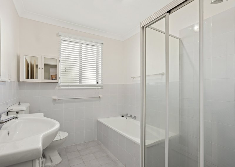 Photo - 1/5 Osprey Avenue, Old Bar NSW 2430 - Image 9