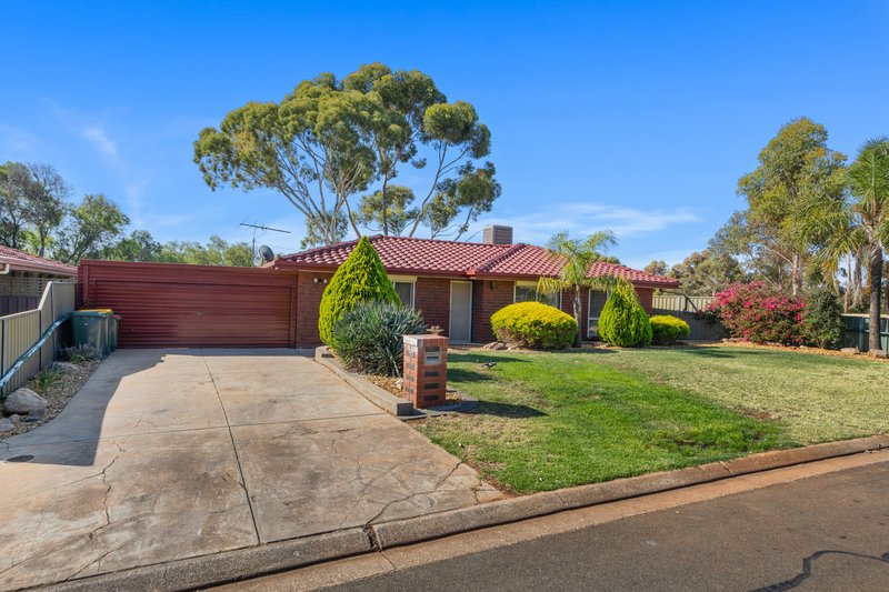 15 Otama Court, Craigmore SA 5114