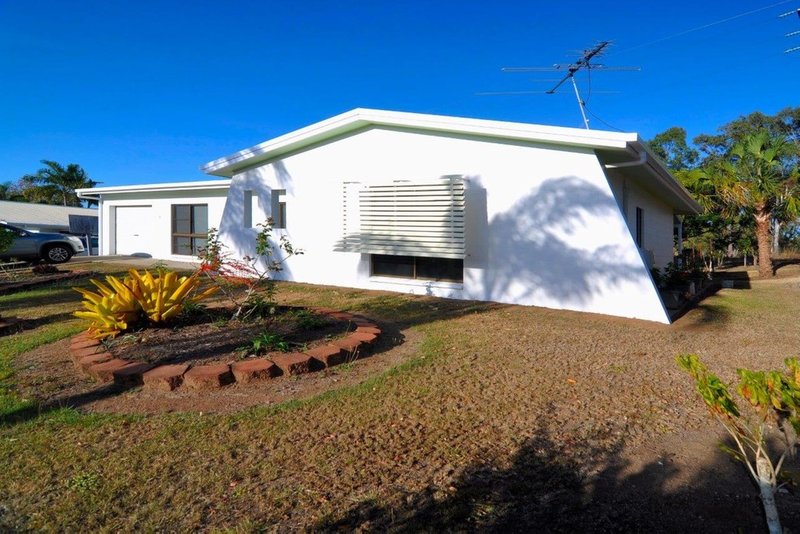 15 Palm Close, Mareeba QLD 4880