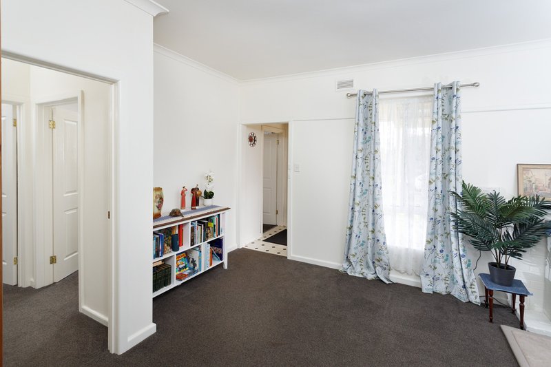 Photo - 15 Palmer Crescent, Merrigum VIC 3618 - Image 6