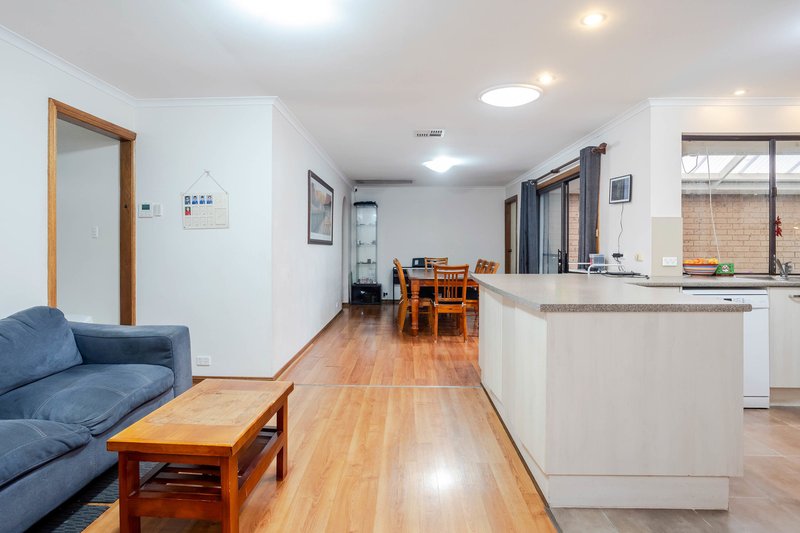 Photo - 15 Pangari Drive, Fairview Park SA 5126 - Image 6
