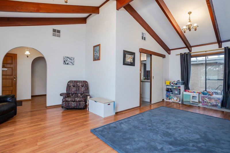 Photo - 15 Pangari Drive, Fairview Park SA 5126 - Image 12