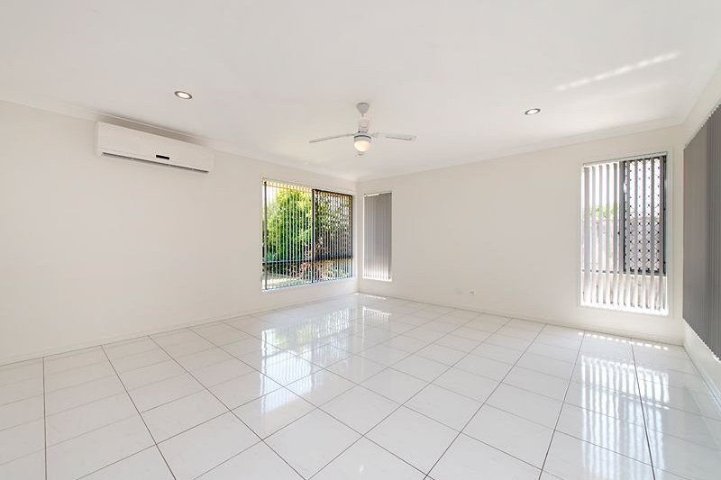 Photo - 15 Paperbark Circuit, Moggill QLD 4070 - Image 4