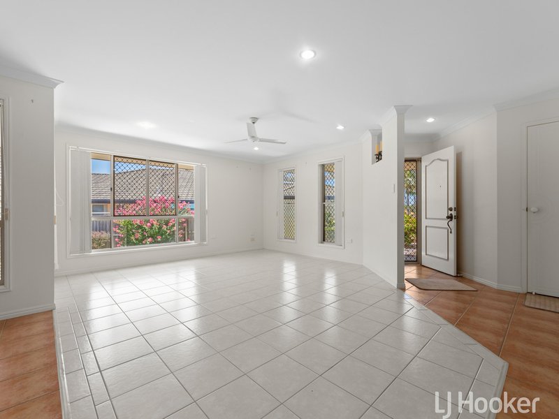 Photo - 15 Parisi Court, Urraween QLD 4655 - Image 3