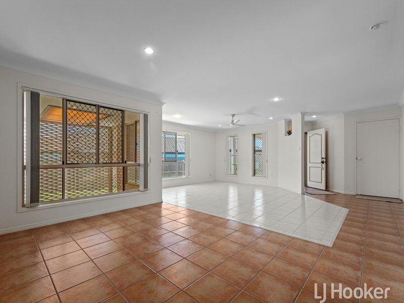 Photo - 15 Parisi Court, Urraween QLD 4655 - Image 4