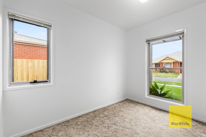 Photo - 15 Parkland Drive, Hamlyn Heights VIC 3215 - Image 9