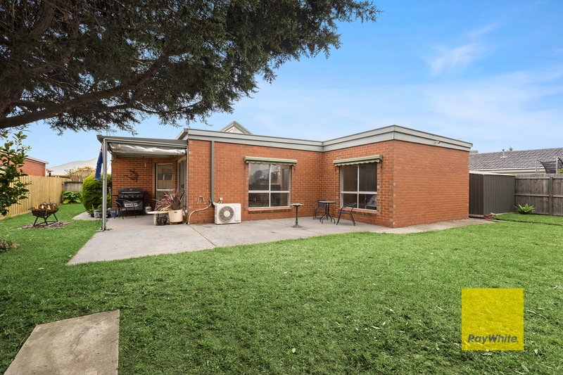 Photo - 15 Parkland Drive, Hamlyn Heights VIC 3215 - Image 12