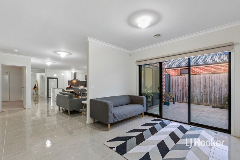 Photo - 15 Parliament Street, Point Cook VIC 3030 - Image 11