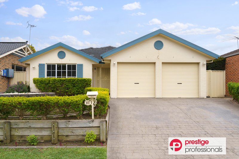 15 Paroo Court, Wattle Grove NSW 2173