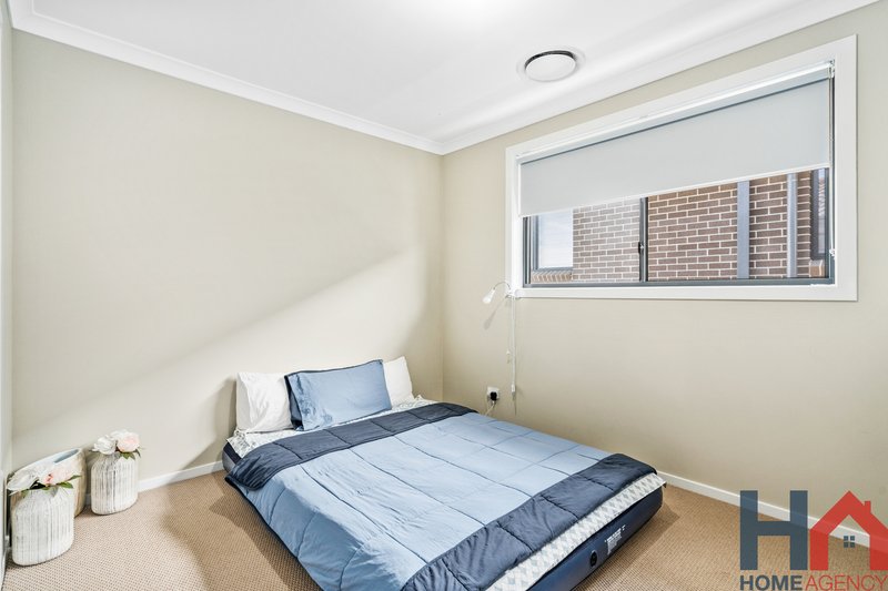 Photo - 15 Passionflower Street, Marsden Park NSW 2765 - Image 8